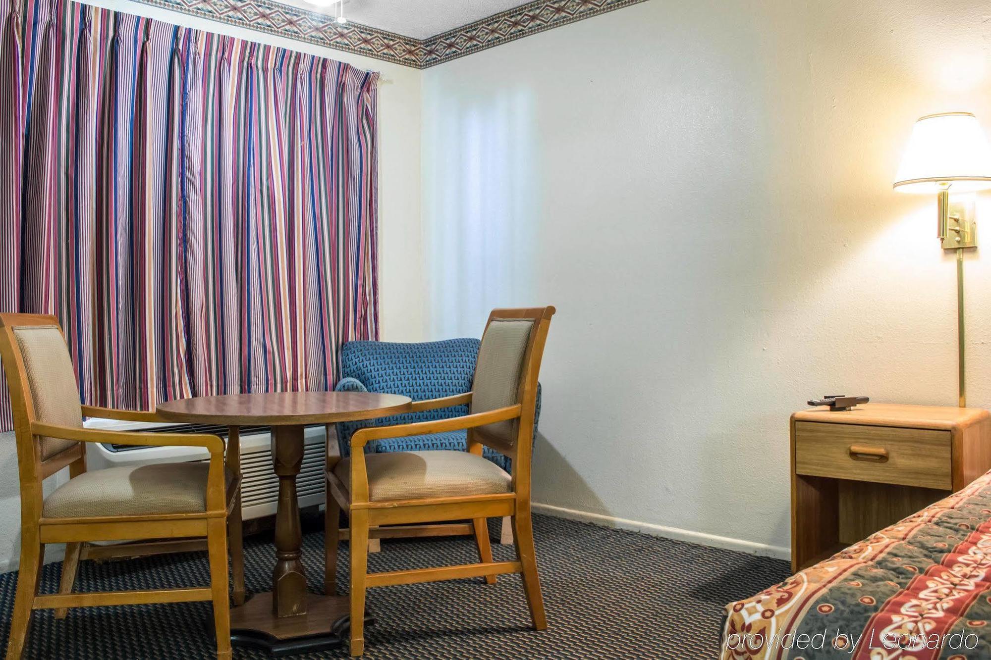 Econo Lodge توسن المظهر الخارجي الصورة